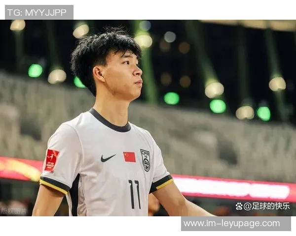 王钰栋穿热刺球衣引发热议幽默回应引发球迷热情讨论 王钰栋穿热刺球衣引发热议幽默回应引发球迷热情讨论