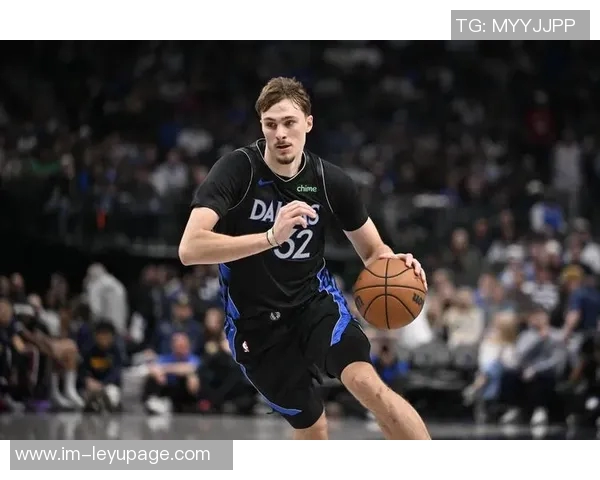 弗拉格圣诞大战表现出色贡献27分6板5助哈珀20分钟内也有亮眼表现 弗拉格圣诞大战表现出色贡献27分6板5助哈珀20分钟内也有亮眼表现